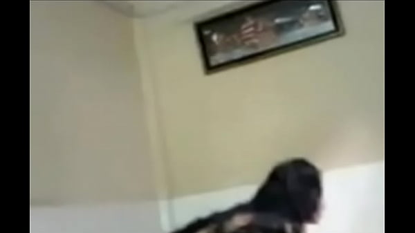 Behn Ki Friend Ko Ghar Bulakar Choda - EPORNER Free Mobile HD Porn Tube